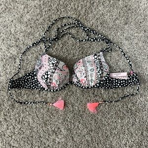 NWT Victoria’s Secret The Gorgeous bikini top